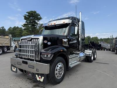 Western Star 49X Sleeper Semi Truck - 48" Mid Roof Sleeper, Detroit 600HP, Amt