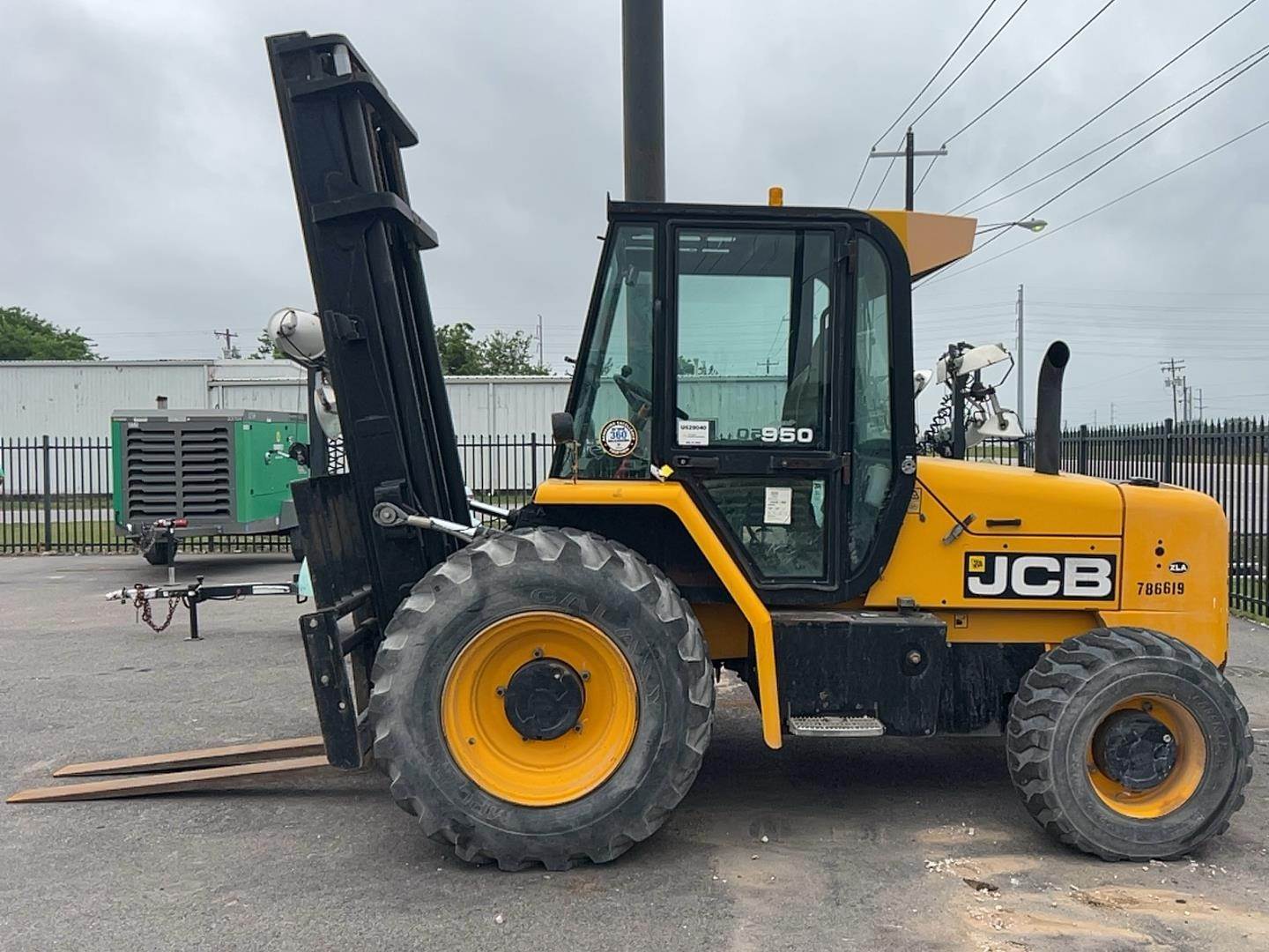 2015 JCB 950 Rough Terrain Forklift For Sale, 2,882 Hours Houston, TX