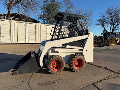 Bobcat 453 Track Skid Steer - Bucket
