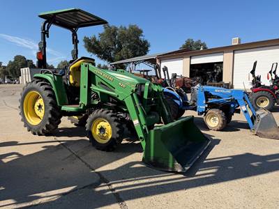 2004 John Deere 4210 4x4 Tractor