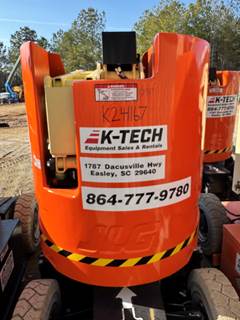 JLG E300AJP Articulating Boom Lift