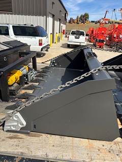 72" Tiger Attachment Tooth Skid Steer Bucket