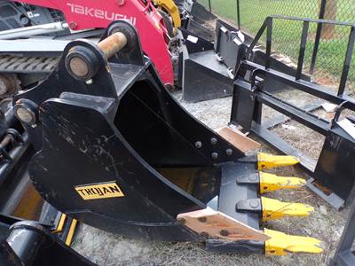 30" 60mm pin TROJAN Excavator Tooth Bucket