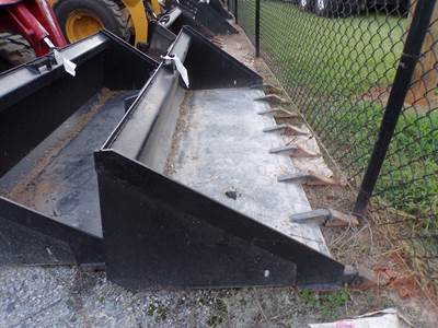 74" WILDCAT Tooth Bucket