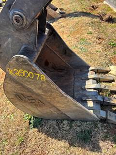 Kubota U48 24" Excavator Tooth Bucket