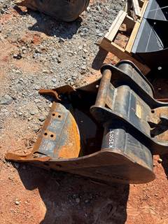 24" Bucket for KATO 50V5 Excavator