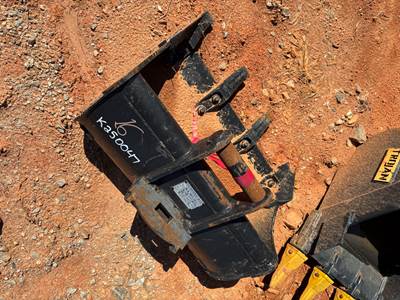 24" Tooth Bucket for Kato 17V Excavator