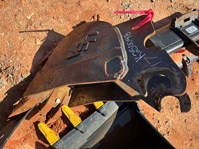 12" Tooth Bucket for Kubota U35 Excavator