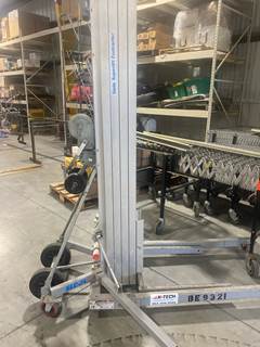 Genie SLC-24 Material Lift