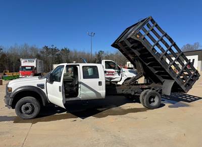 2010 Ford F-550 Truck