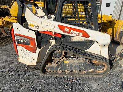2022 Bobcat T64 Skid Steer