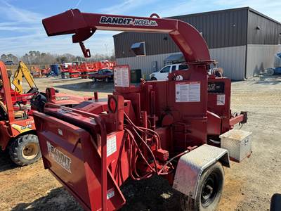 Bandit 200XP Chipper