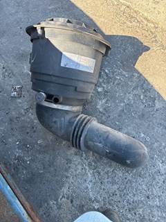 Freightliner B2 Bus Chassis Air Cleaner / Air Filter Housing