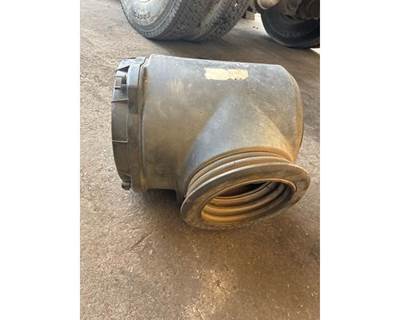 Sterling L9500 Air Cleaner / Air Filter Housing for a Sterling Truck L9500 series