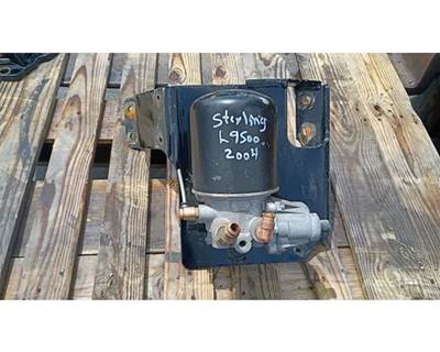 Sterling L9500 Air Dryer for a Sterling Truck L9500 series