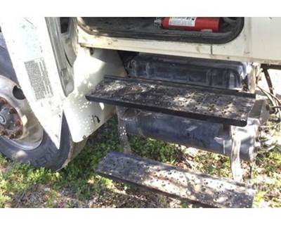 International 4300 Air Tank