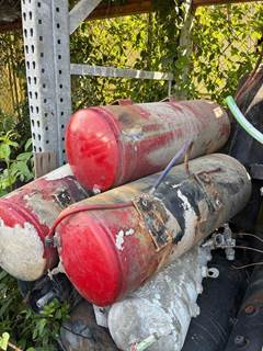 Volvo VNL Air Tank for a Volvo Truck VNL