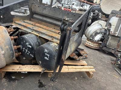 Volvo VNL Air Tank for a Volvo Truck VNL