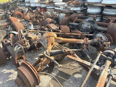 Ford F-450 Front Axle Assembly