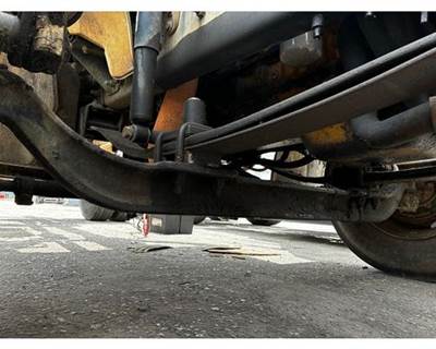 Sterling Acterra Front Axle Assembly for a Sterling Truck Acterra