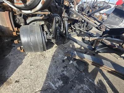 Volvo VNL Front Axle Assembly for a Volvo Truck VNL