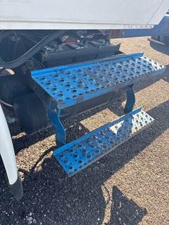 International MA025 Battery Box