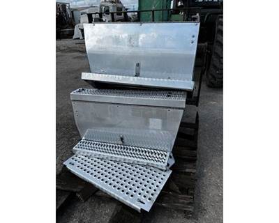 Peterbilt Battery Box