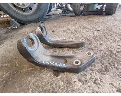 Freightliner Cascadia Bracket