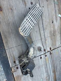 Freightliner Columbia Pedal