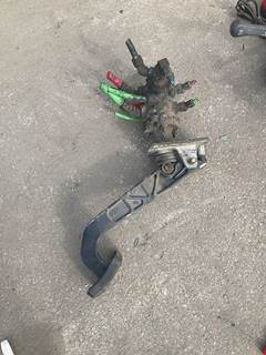 Freightliner Columbia Pedal