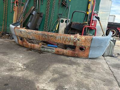 Freightliner Columbia Front Bumper