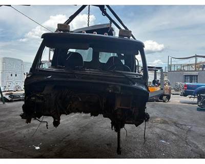 Sterling L9500 Cab Assembly for a Sterling Truck L9500 series