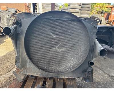 Freightliner Century Class 120 Cooling Assembly for a Freightliner C120