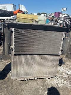 Volvo VNL Cooling Assembly for a Volvo Truck VNL