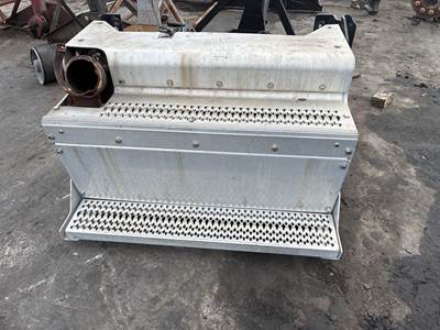 Peterbilt 386 DPF Assembly