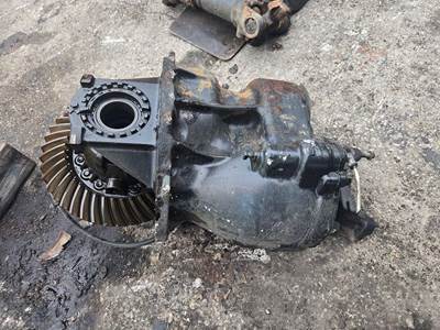 Freightliner Front Differential for a Freightliner Cascadia