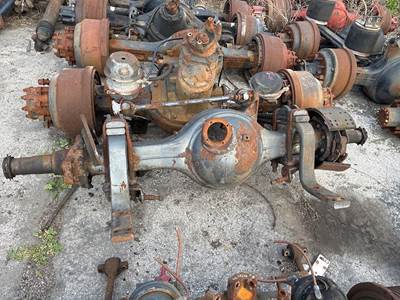 Front Differential for a Peterbilt