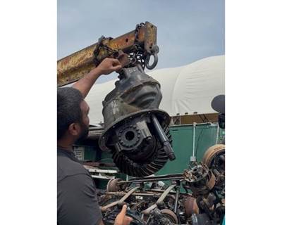 Spicer 3.70 Front, Rear Differential Assembly for a Peterbilt