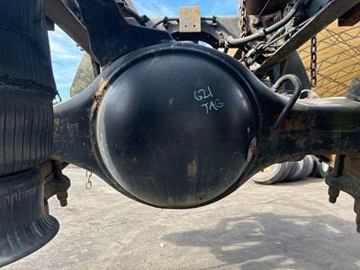 International LF627 Rear Differential