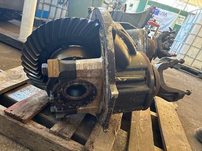 Rockwell 3.42 Rear Differential for a Volvo Truck VNL