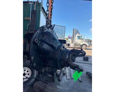 Rockwell 3.58 Rear Differential for a Freightliner COLUMBIA
