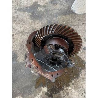 Rockwell 379 Rear Differential for a Peterbilt 379