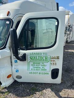 Freightliner Cascadia Front Door Assembly