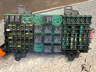 Volvo VNL Electrical Parts for a Volvo Truck VNL