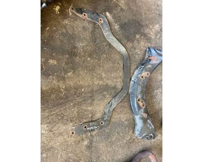 Engine Mount for a Freightliner Cascadia
