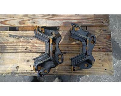 Sterling L9500 Engine Mount for a Sterling Truck L9500 series