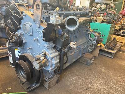 Detroit Series 60 14.0L Engine for a Freightliner COLUMBIA