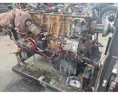 Freightliner Cascadia Engine