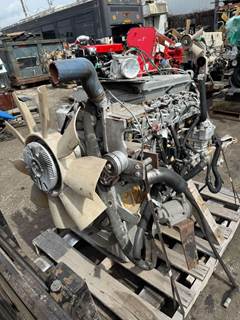 Mercedes-Benz MBE 906 Engine