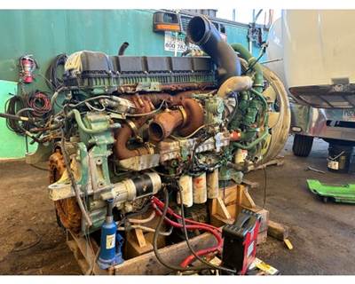 Volvo D13 Engine